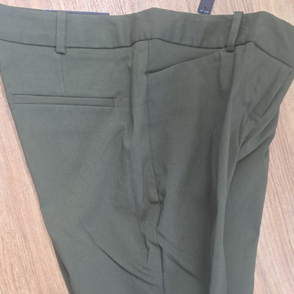 Worthington Olive Ankle Pants - Picture 10 of 10